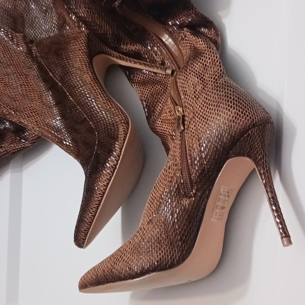 Fashion Nova Brown Snakeskin Pointed Toe Stiletto Boots - Picture 3 of 4
